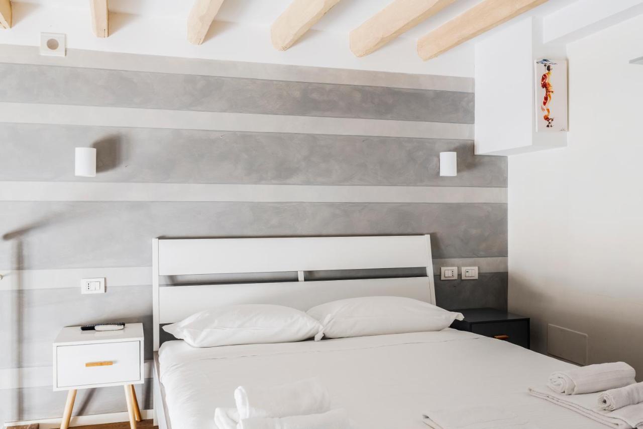 Awesome Loft In The City Center Of Milano Eksteriør billede